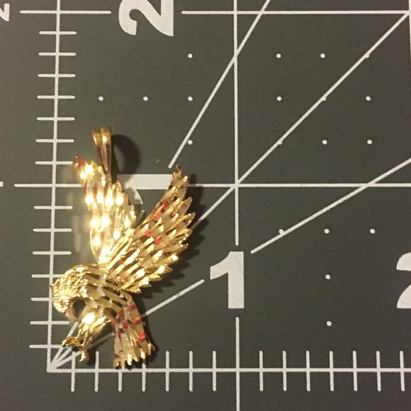 14k gold eagle pendant - Picture 9 of 9